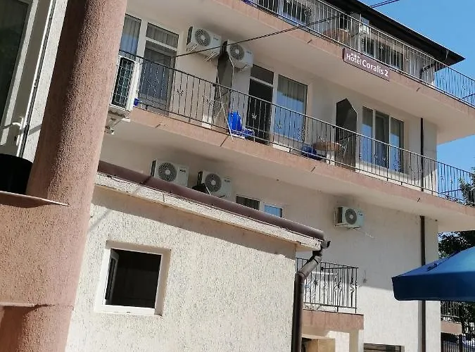 ホテル Coralis 2 エフォリエ・ノルド